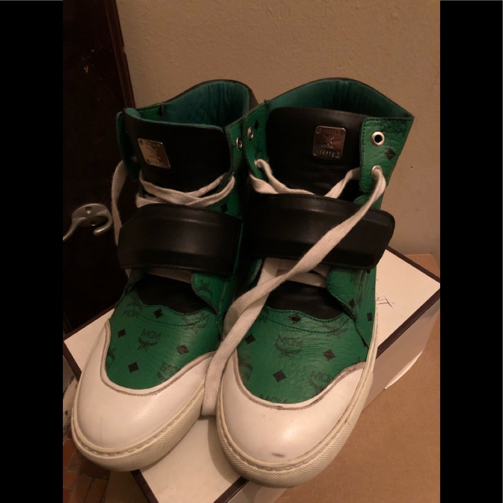 MCM men tennis shoes